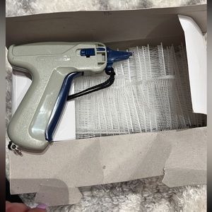 Arrow fastener Clothing Tagging Gun